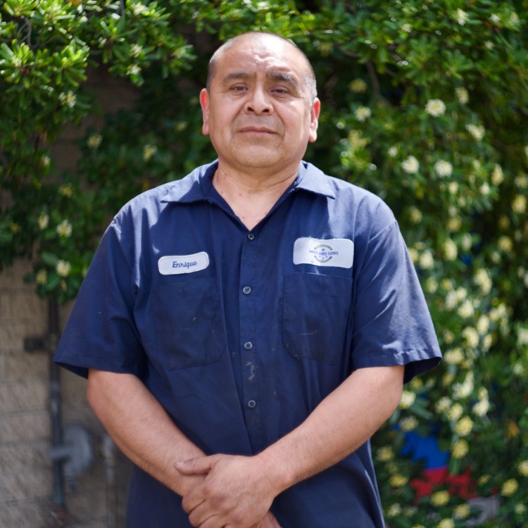 Enrique Hernandez - Service Technician - Mike and Sons Automotive, Inc.